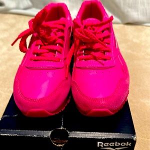 Reebok CL HARMAN RUN women’s sneaker 6.5